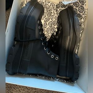 Alexander McQueen boots menβs tread slick boot